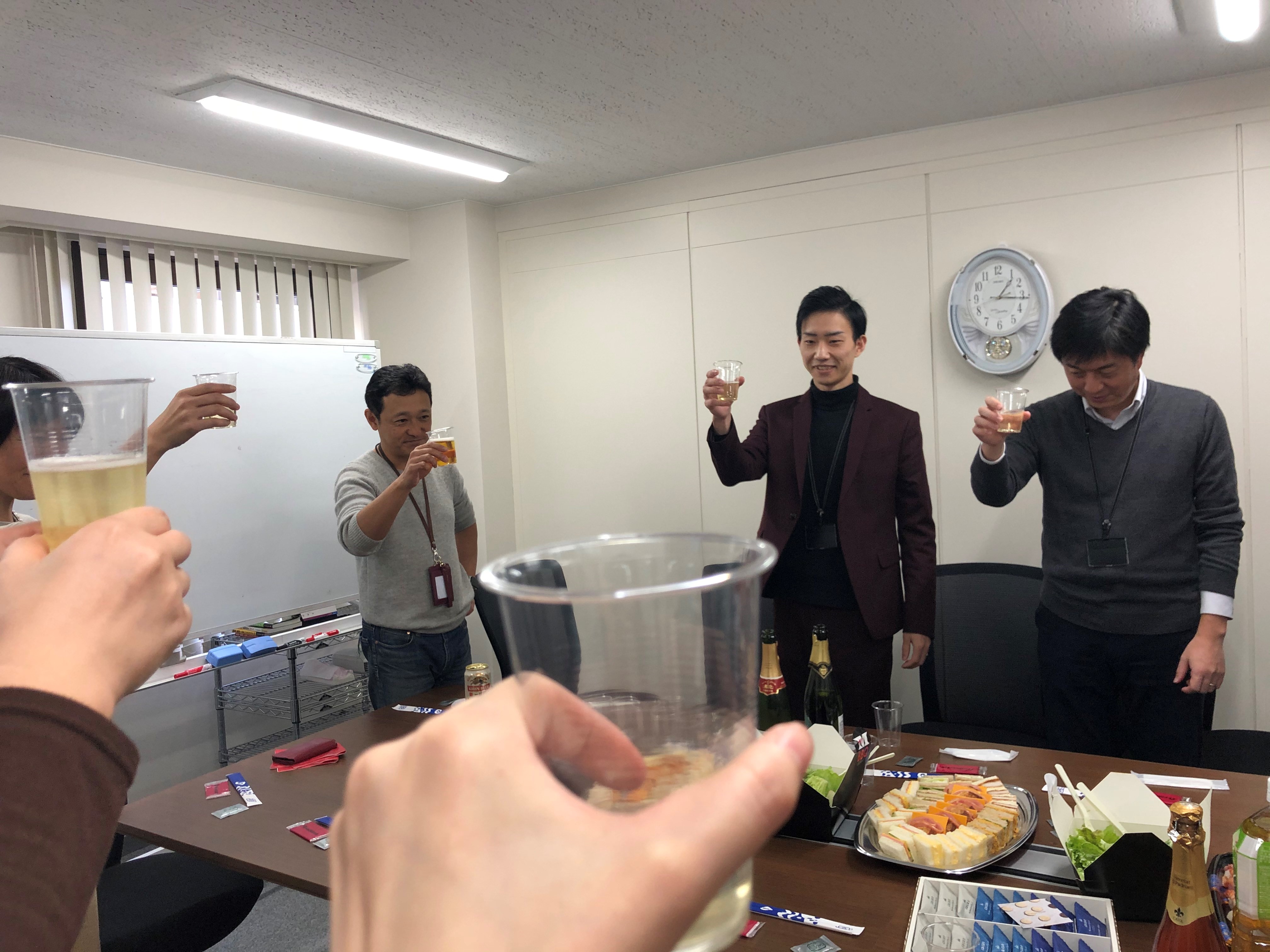 納会3(乾杯) 納会3(乾杯)
